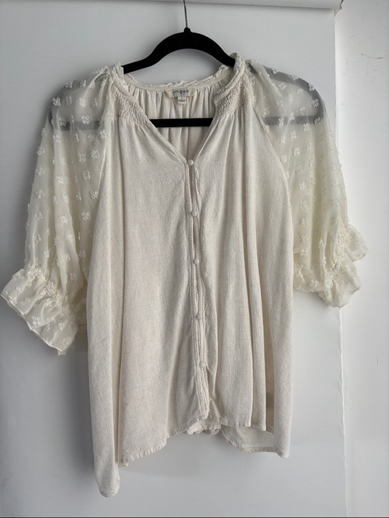 Umgee Tops - Umgee Cream Button-Front Blouse with Sheer Embroidered Sleeves